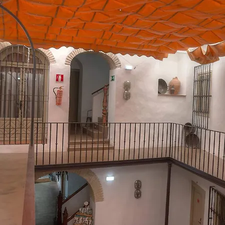Patios Hotel *